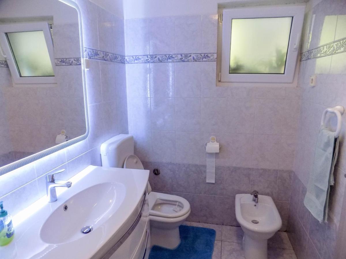 Oriella Apartmans And Room Новиград Экстерьер фото