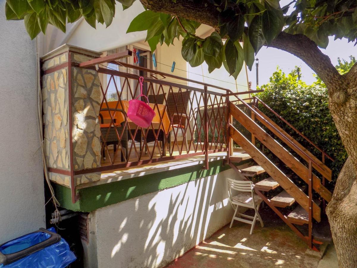 Oriella Apartmans And Room Новиград Экстерьер фото